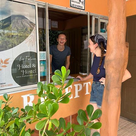Alpha Arenal Hostel La Fortuna Exterior photo