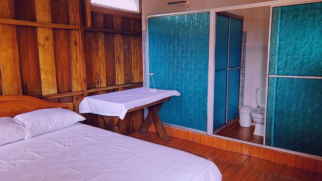 Alpha Arenal Hostel La Fortuna Exterior photo